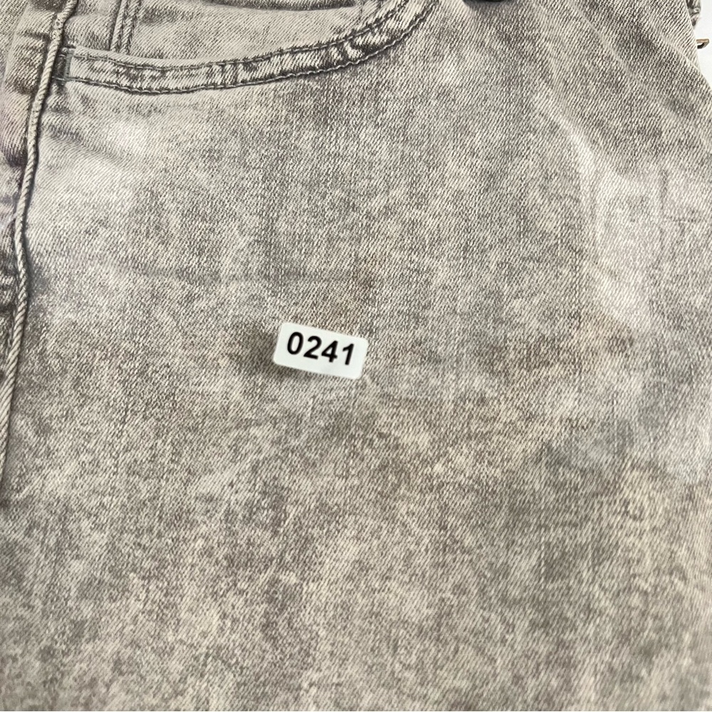 ❤️3/$15 Levi Strauss & Co Women's Gray Skinny Jeans- Waist 30 - Picture 14 of 14